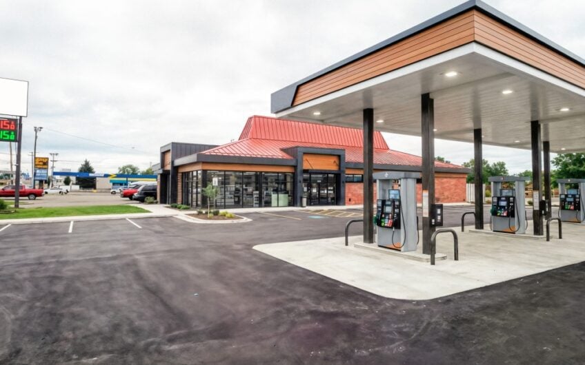 Flint – Retail/Restaurant/Gas Station Redevelopment Opportunity
