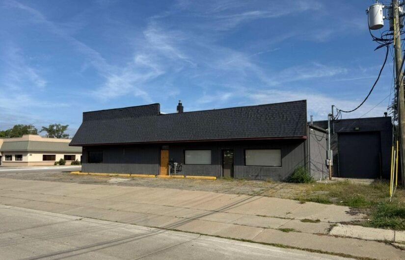 Madison Heights – Freestanding Industrial/Retail Building